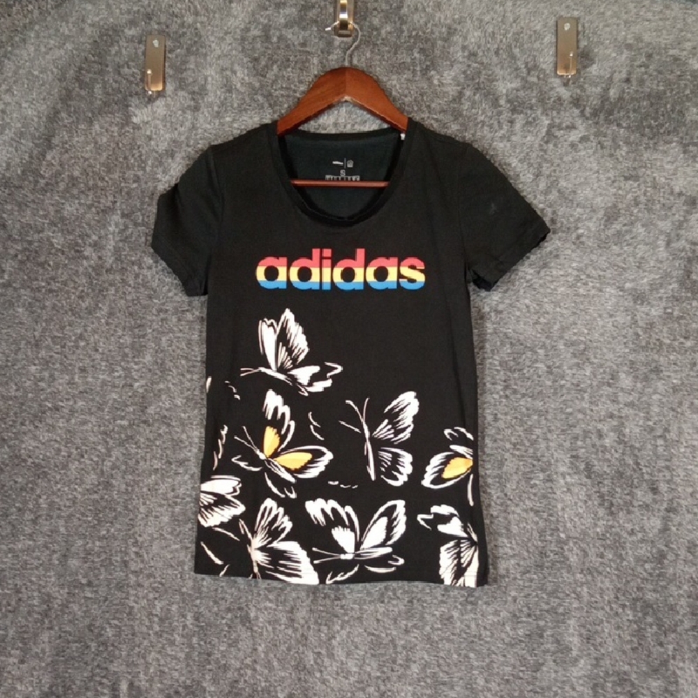 Adidas Womens Farm Rio Tee Graphit Print Short Sleeve Butterfly Womens Small